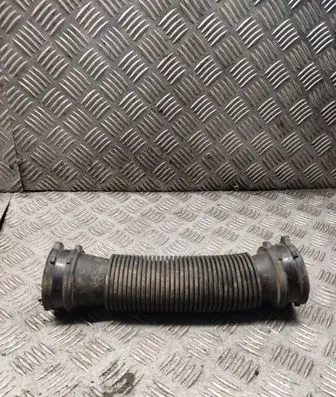 Intercooler hose/pipe