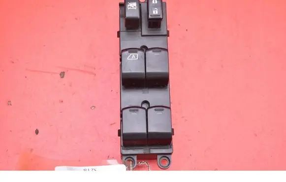 Nissan Tiida C11 Electric window control switch