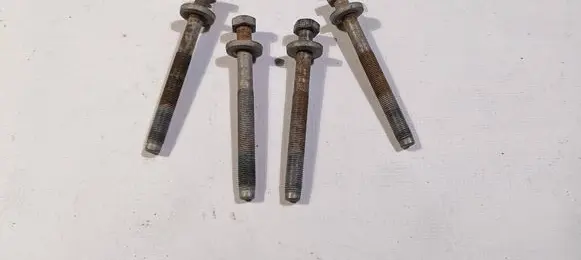 Dodge Durango III Nuts/bolts 823947