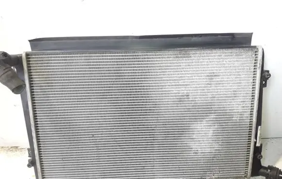 Audi A3 S3 8P Coolant radiator