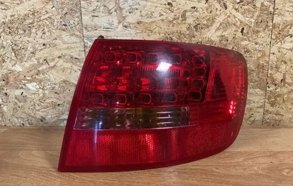 Audi A6 S6 C6 4F Rear/tail lights 89037056