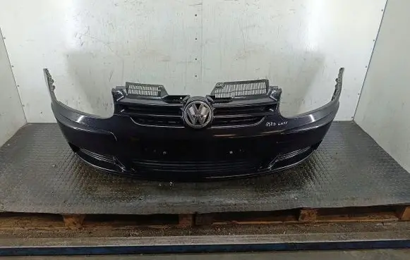 Volkswagen Golf V Front bumper LC9Z