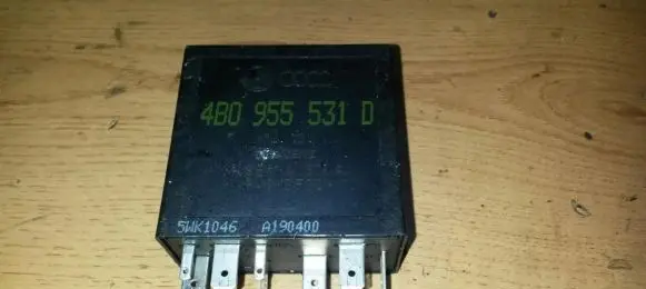 Audi A6 S6 C5 4B Other relay 4b0955531d