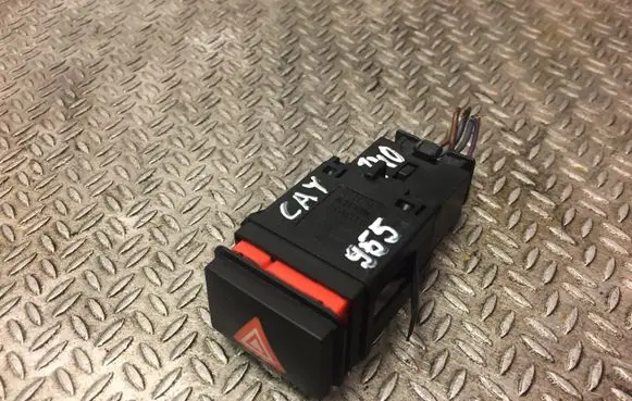Porsche Cayenne (9PA) Hazard light switch 7L5953235A