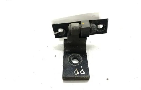 BMW 5 E60 E61 Front door lower hinge 7068078