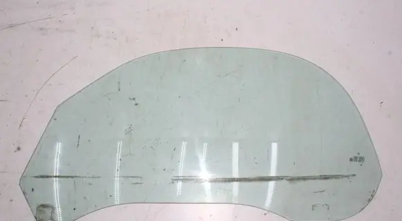Porsche Boxster 986 Front door window/glass (coupe) 