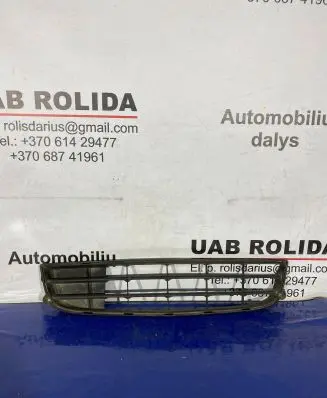 Opel Agila B Front bumper lower grill 7172152K0