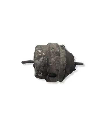 Volkswagen PASSAT B5 Engine mount bracket 8D0199379J