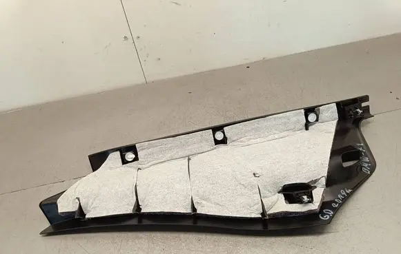 Dashboard side end trim