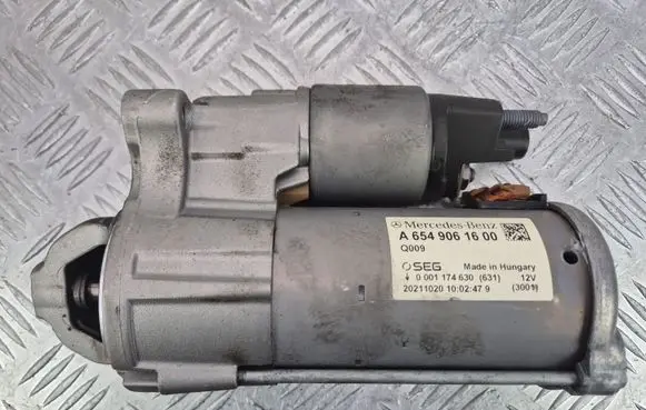 Mercedes-Benz E W213 Starter motor A6549061600 0001174630