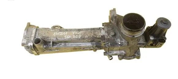Volvo S60 EGR valve cooler 31325030 D5204T7