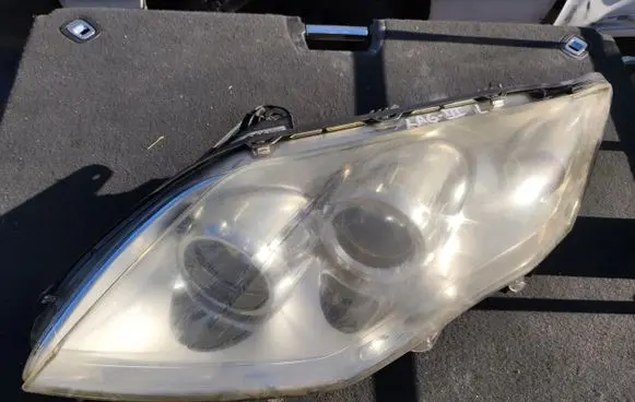 Renault Megane III Headlight/headlamp 260600033R