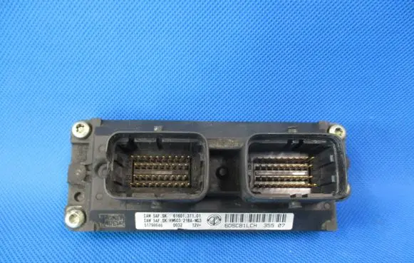 Fiat Panda II Engine control unit/module ECU 51798646 6160137101 6D5C81LCH