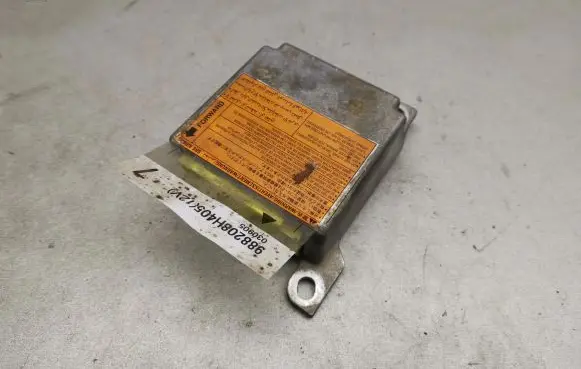 Nissan X-Trail T30 Airbag control unit/module 988208H405