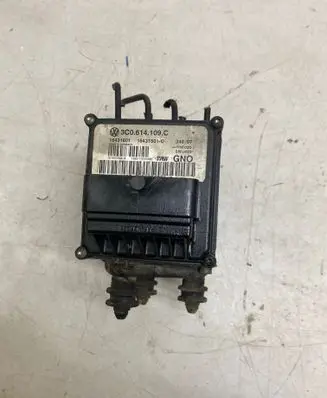 Volkswagen PASSAT B6 ABS Pump 3C0614109C 16431601 16431501G