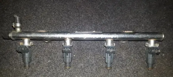 Mercedes-Benz A W168 Fuel main line pipe 96614001 96610001