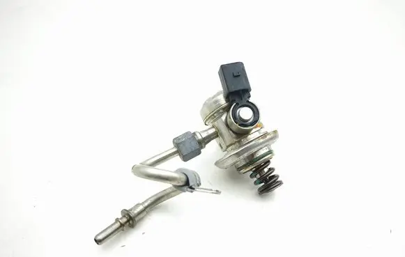 Nissan Juke II F16 Fuel injection high pressure pump A2820700001