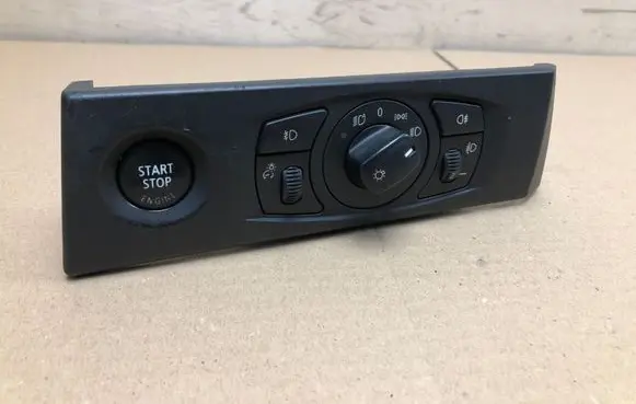 Fog light switch