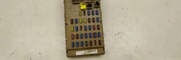Subaru Legacy Fuse box set JB200500N 0766