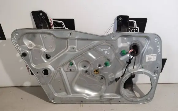 Volkswagen Tiguan Front window lifting mechanism without motor 5N1837729E 5N0837461 1045780509