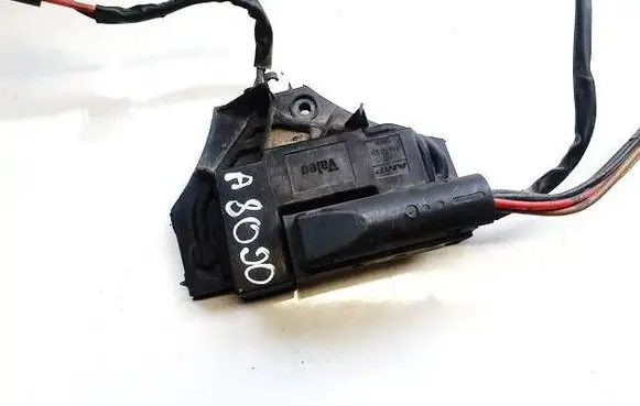 Coolant fan relay
