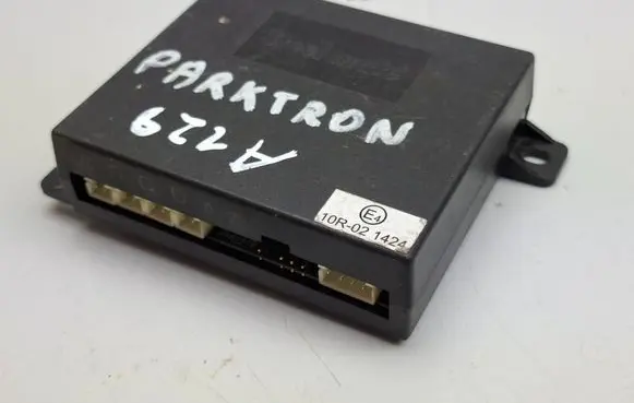 Toyota Avensis T270 Other control units/modules 10R021424