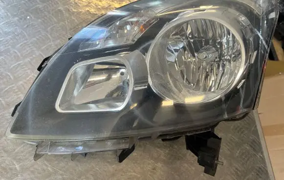 Renault Koleos I Headlight/headlamp