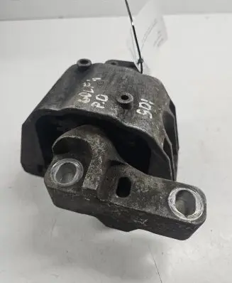 Volkswagen Golf IV Engine mount bracket 1J0199262BF