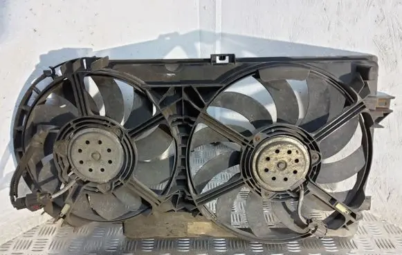 Chrysler Voyager Fan set 04809413AD