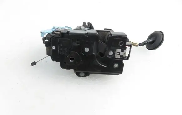 Skoda Octavia Mk2 (1Z) Front door lock 3D1837015AB