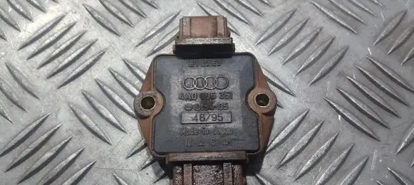 Audi A6 S6 C4 4A Ignition amplifier control unit 4A0905351 DIS405