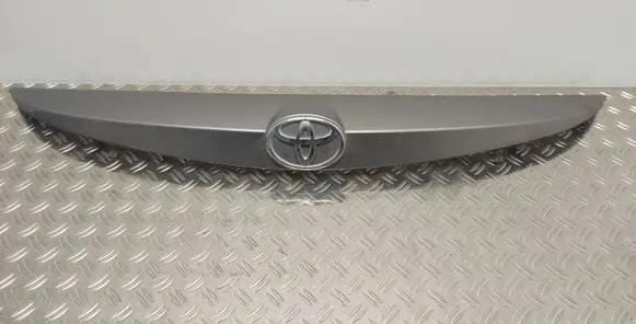 Toyota Auris E180 Trunk door license plate light bar 7681102790