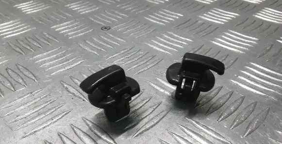Lexus IS 220D-250-350 Tie down hook / loop 