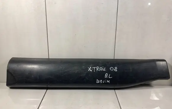 Nissan X-Trail T31 Rear door trim (molding) 82876JG00A