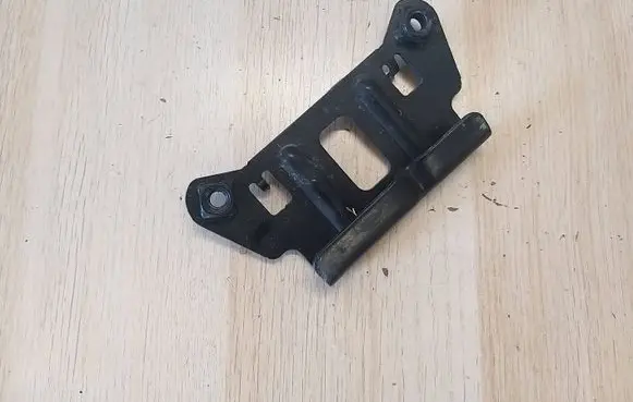 Skoda Octavia Mk4 Radiator mount bracket 3G0907717