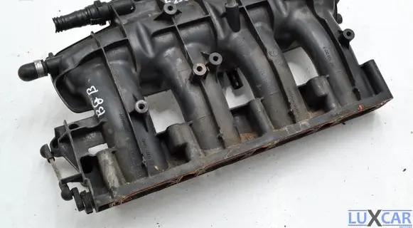 Audi A3 S3 8P Intake manifold 06F133201P