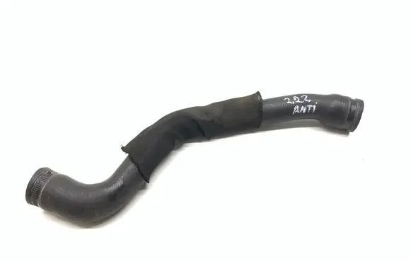 Maserati Quattroporte Engine coolant pipe/hose