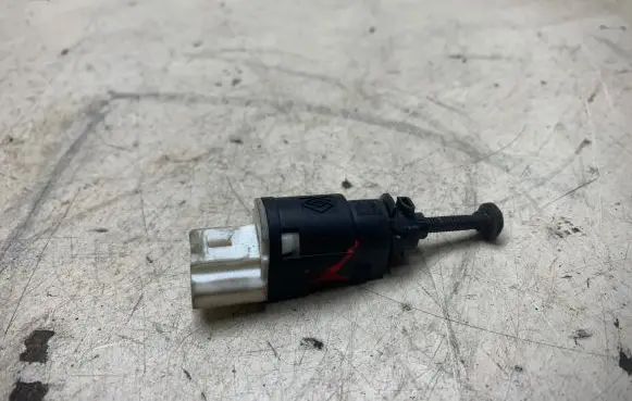 Renault Laguna II Brake pedal sensor switch 8200276361