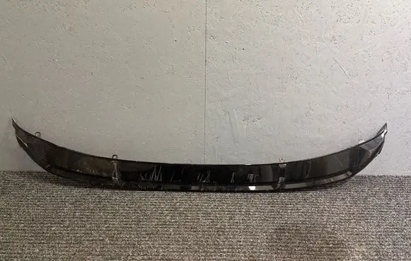 Audi e-tron Front bumper lip 4KE807733