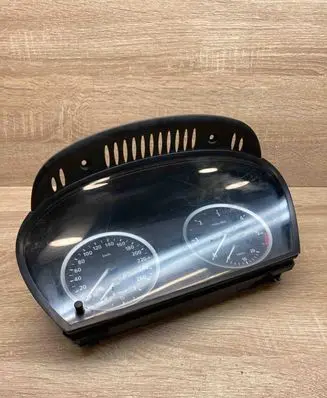 BMW 5 E60 E61 Speedometer (instrument cluster) 6942944 110080213