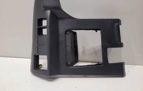 Nissan Leaf II (ZE1) Panel trim 5554502050 5542202270