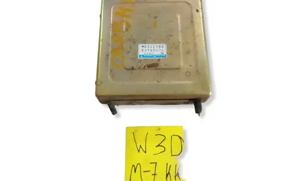 Mitsubishi Carisma Engine control unit/module MD322386