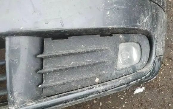 Front bumper lower grill