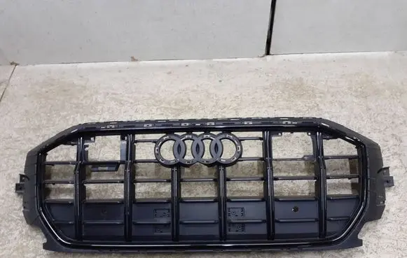 Audi Q8 Front bumper upper radiator grill 4M8853651AJ