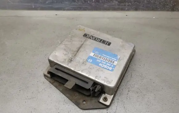 Peugeot 405 Engine control unit/module 0280000369