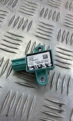 Audi A5 8T 8F Airbag deployment crash/impact sensor 8K0955557