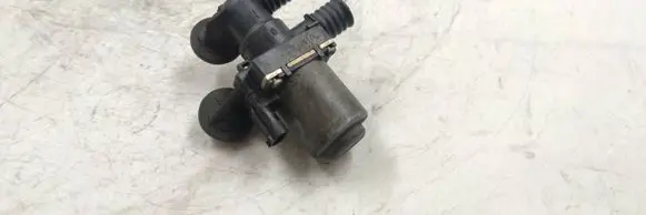 BMW X3 E83 Coolant heater control valve 8369805