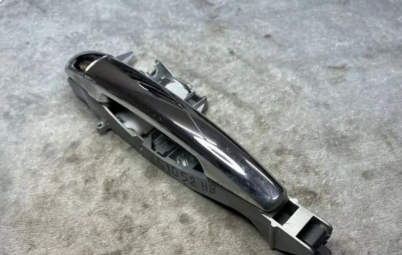 Citroen C3 Rear door handle trim 9109A6