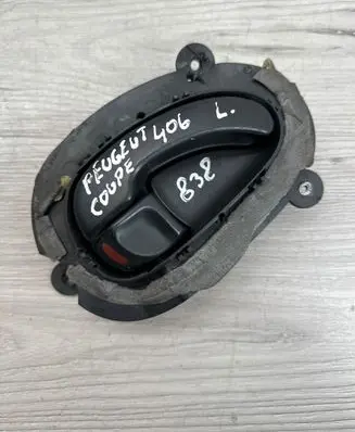 Peugeot 406 Rear door interior handle 9616307477