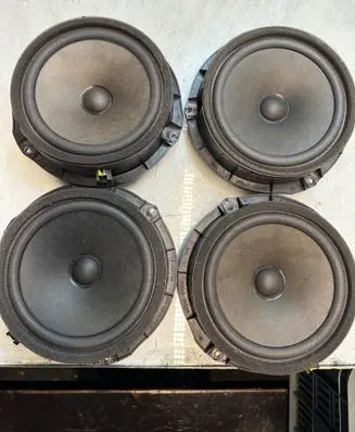 KIA Venga Subwoofer speaker 963301P000